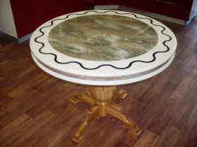 Сборка круглого стола в Керчи