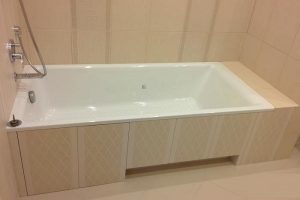 Установка акриловой ванны в Керчи